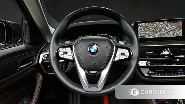 BMW 5 Series (G30) 2020 Серый из Кореи, фото 3