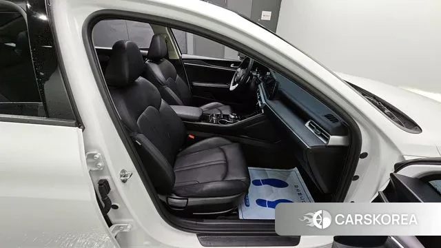 Kia K5 3rd generation 2023 Белый из Кореи, фото 3