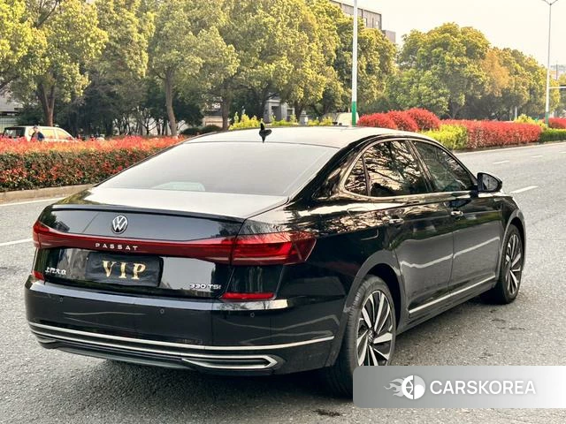 Volkswagen Passat 2022 Черный из Китая, фото 3