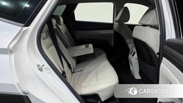 Hyundai The New Tucson (NX4) 2024 Белый из Кореи, фото 3