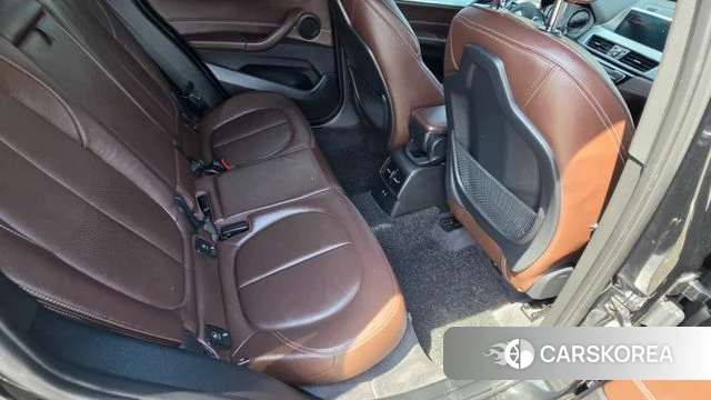 BMW X1 (F48) 2022 Черный из Кореи, фото 3