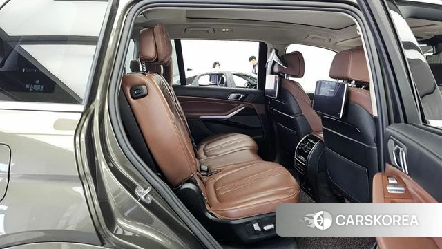 BMW X7 (G07) 2021 Коричневый из Кореи, фото 3