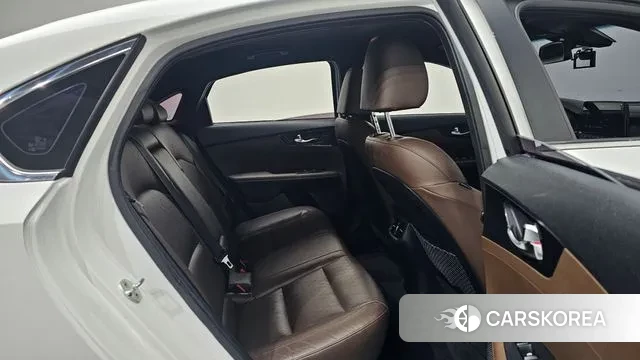 Kia Come New K3 2018 Белый из Кореи, фото 3