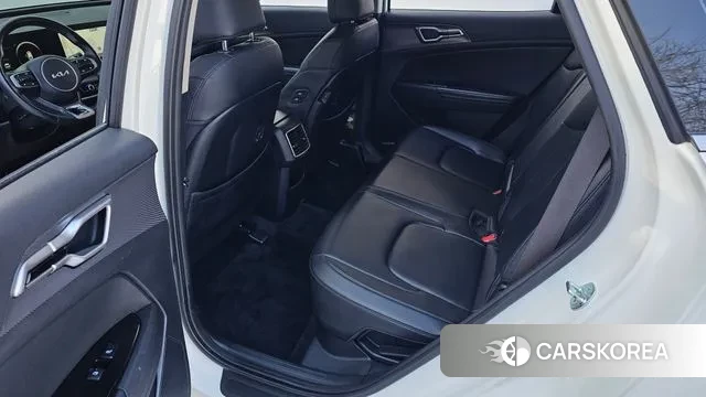 Kia Sportage 5th Generation Hybrid 2022 Белый из Кореи, фото 3