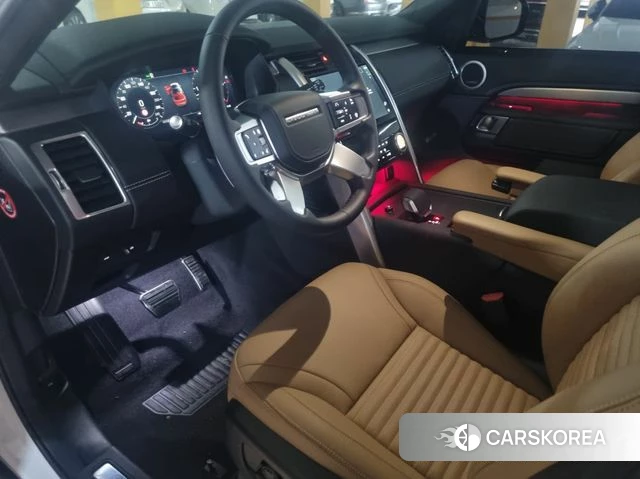 Land Rover Discovery 5 2025 Белый из Кореи, фото 3