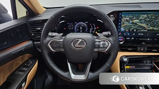 Lexus NX350h Second generation 2024 Черный из Кореи, фото 3