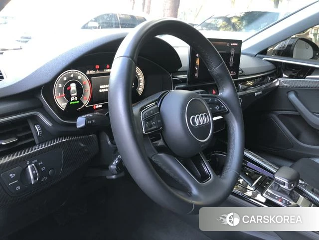 Audi A5 2023 Темно-серый из Китая, фото 3