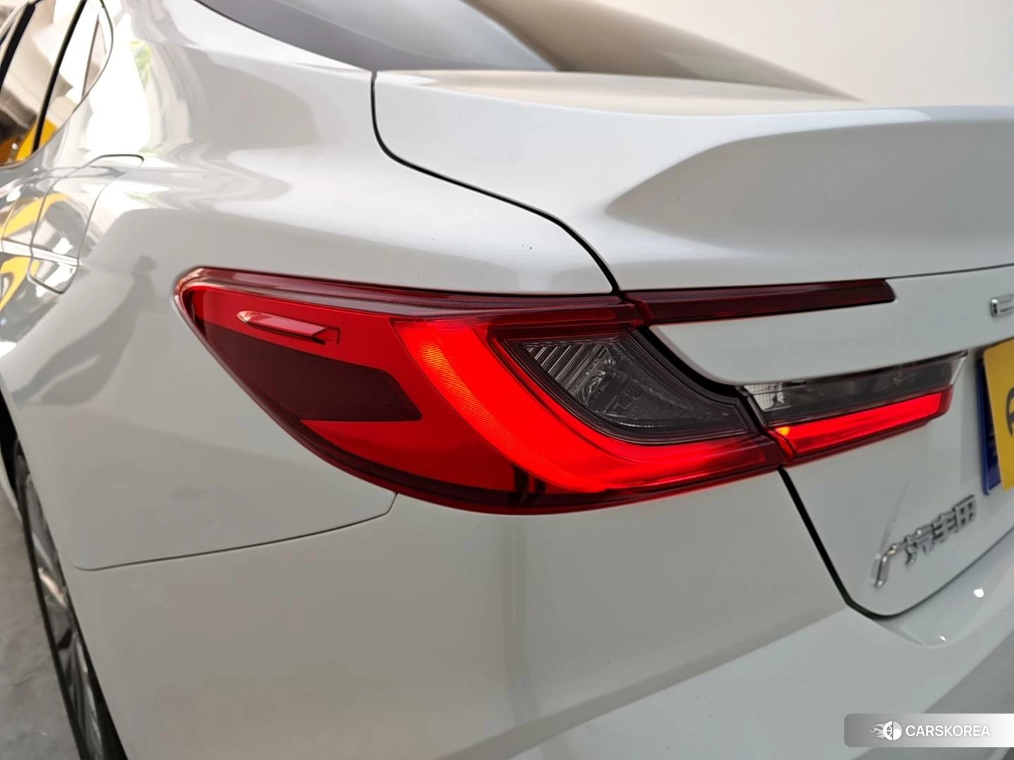 Toyota Camry 2024 Белый из Китая, фото 3