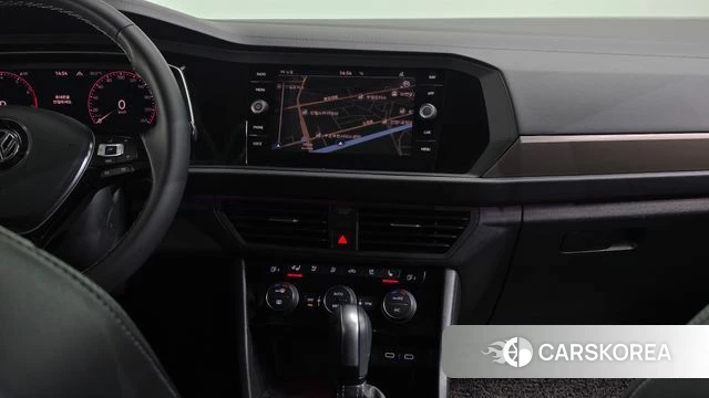 Volkswagen 7th Generation of Jetta 2021 Белый из Кореи, фото 3