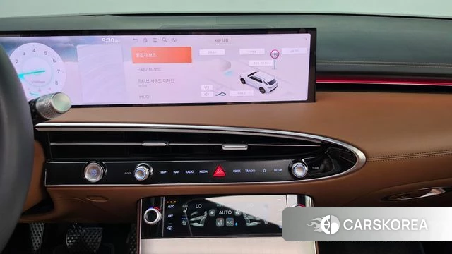 Genesis GV70 2025 Белый из Кореи, фото 3