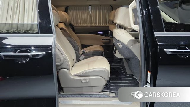 Kia Carnival 4th generation 2023 Черный из Кореи, фото 3
