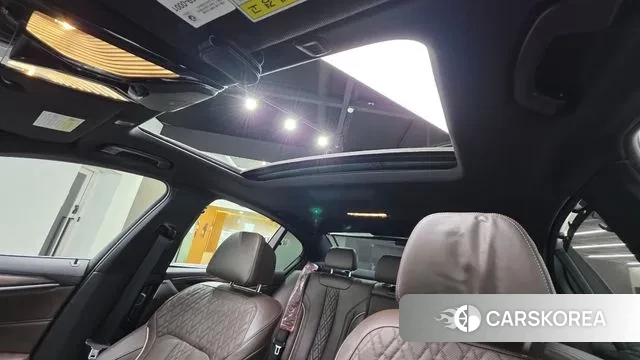 BMW 5 Series (G30) 2020 Белый из Кореи, фото 3