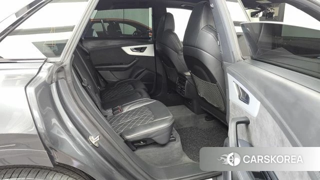 Audi Q8 (4M) 2021 Серый из Кореи, фото 3