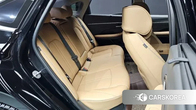 Hyundai Sonata D Edge Hybrid (DN8) 2023 Черный из Кореи, фото 3