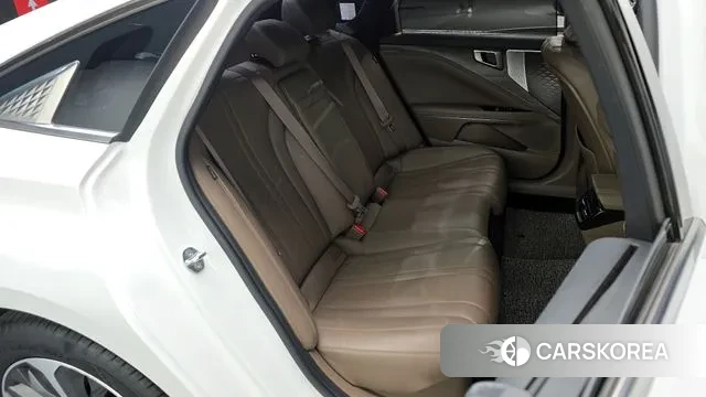 Kia K8 Hybrid 2022 Белый из Кореи, фото 3