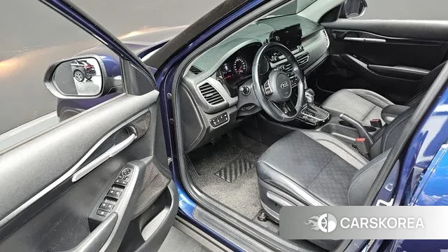 Kia Seltos 2021 Синий из Кореи, фото 3