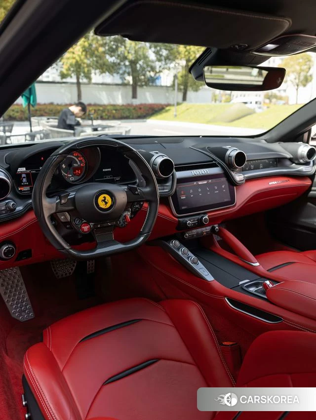 Ferrari GTC4Lusso 2019 Белый из Китая, фото 3