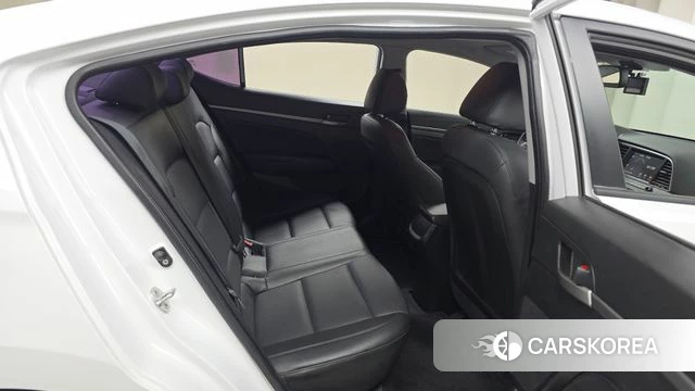 Hyundai Avante AD 2018 Белый из Кореи, фото 3