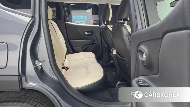Jeep Renegade 2022 Серый из Кореи, фото 3