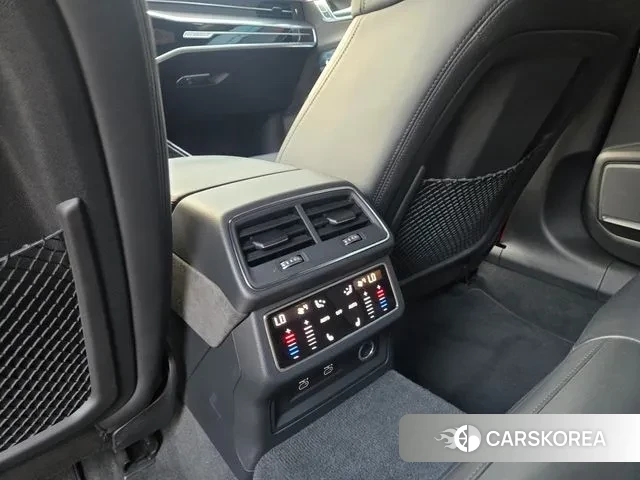 Audi RS7 (4K) 2021 Красный из Кореи, фото 3