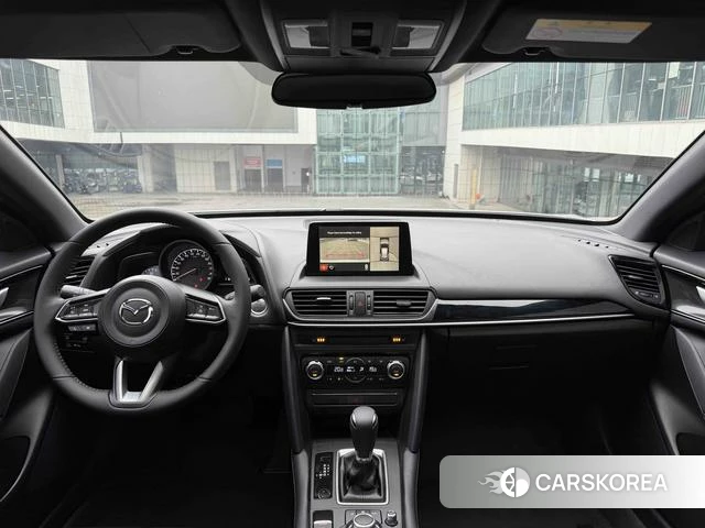 Mazda CX-4 2023 Белый из Китая, фото 3
