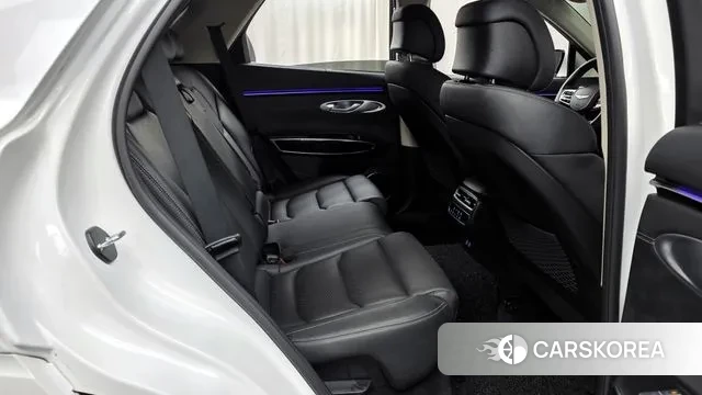 Genesis GV70 2024 Белый из Кореи, фото 3