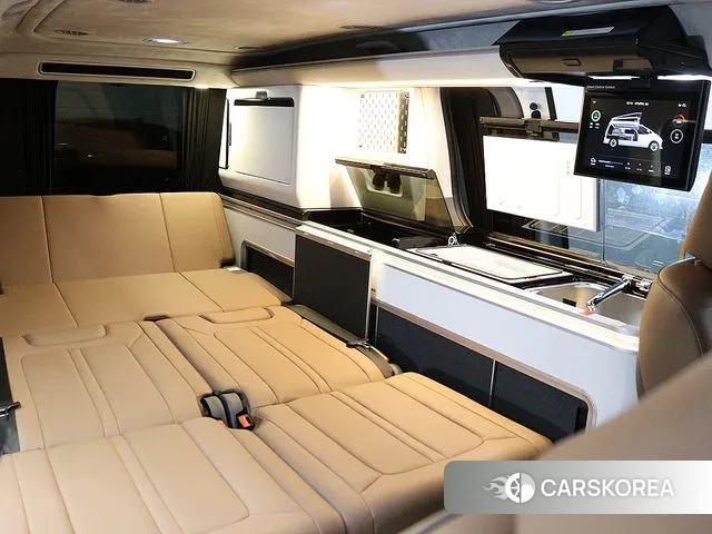 Hyundai Staria 2024 Белый из Кореи, фото 3