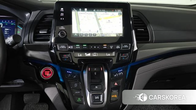 Honda Odyssey 2018 Серый из Кореи, фото 3