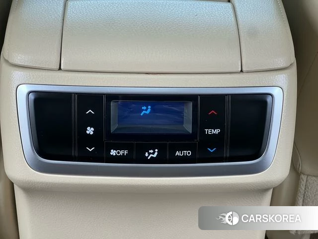 Toyota Highlander 2021 Белый из Китая, фото 3