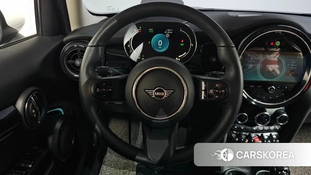 Mini Cooper 2024 Серебристо-серый из Кореи, фото 3