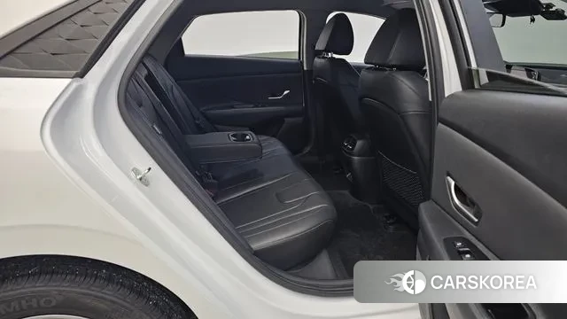 Hyundai The New Avante (CN7) 2023 Белый из Кореи, фото 3