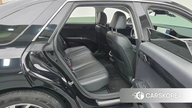 Hyundai Grandeur Hybrid (GN7) 2023 Черный из Кореи, фото 3