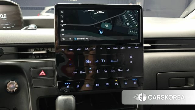 Hyundai Staria 2023 Белый из Кореи, фото 3