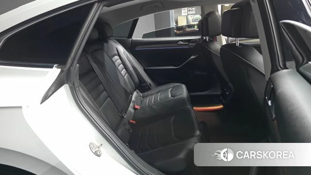 Volkswagen Arteon 2019 Белый из Кореи, фото 3