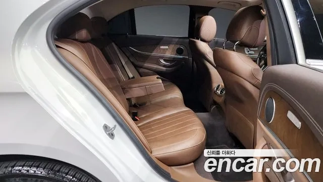 Mercedes-Benz E-Class W213 2019 Белый из Кореи, фото 3