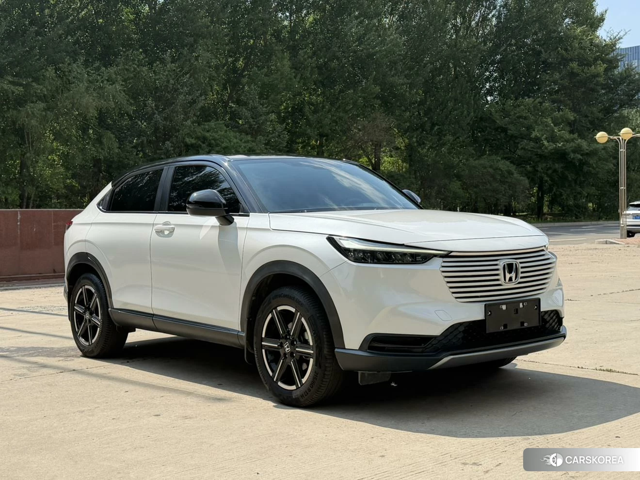 Honda Vezel 2022 Белый из Китая, фото 3