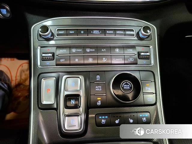 Hyundai The New Santa Fe 2023 Белый из Кореи, фото 3