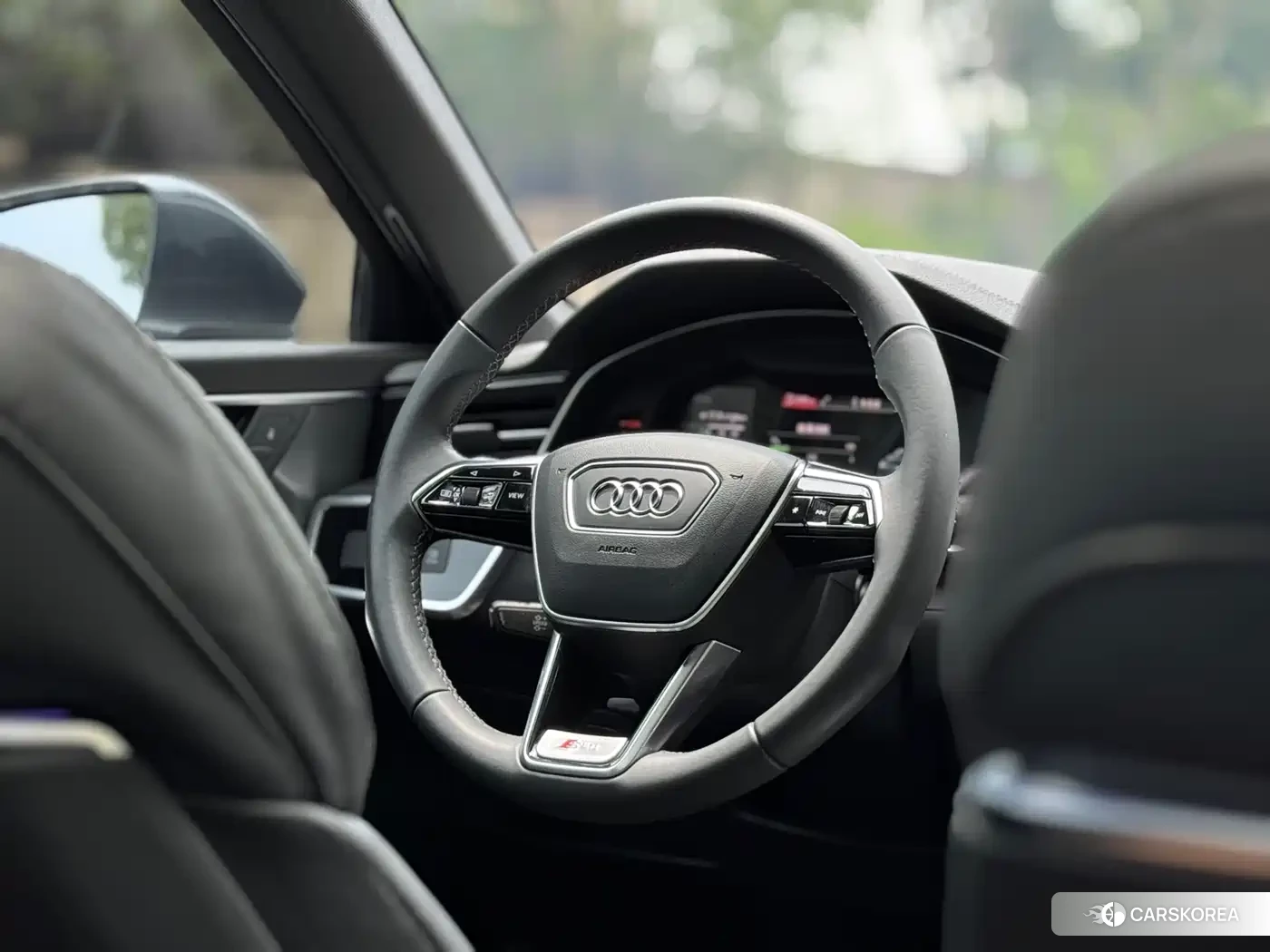 Audi A6L 2022 Silver/gray из Китая, фото 3
