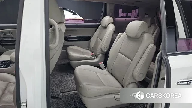 Kia The New Carnival 2018 Белый из Кореи, фото 3
