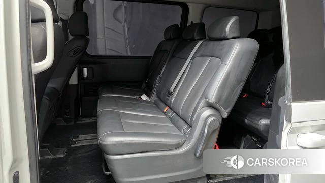 Hyundai Staria 2022 Белый из Кореи, фото 3