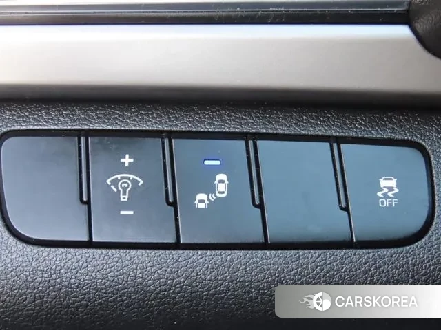 Hyundai Avante AD 2018 Белый из Кореи, фото 3