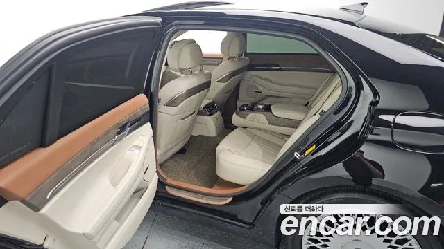 Genesis G90 2021 Черный из Кореи, фото 3