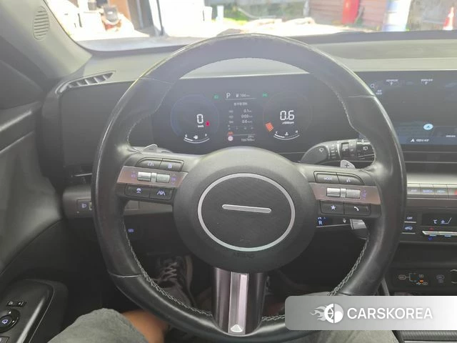 Hyundai Kona (SX2) 2023 Белый из Кореи, фото 3