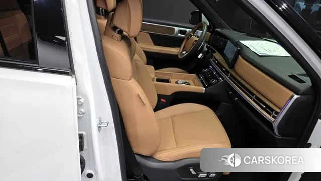 Hyundai Santa Fe (MX5) 2023 Белый из Кореи, фото 3