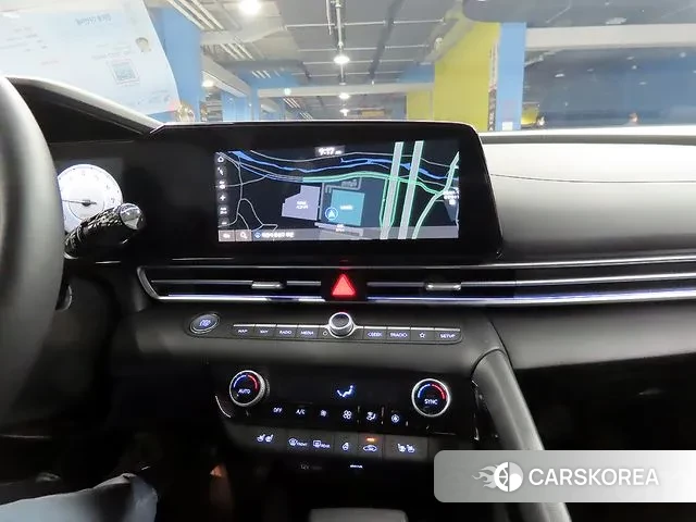 Hyundai The New Avante (CN7) 2025 Серебристо-серый из Кореи, фото 3