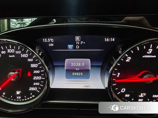 Mercedes-Benz E-Class W213 2020 Серый из Кореи, фото 3