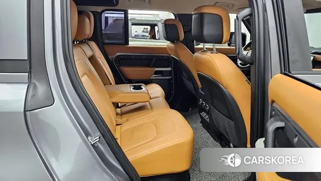 Land Rover Defender (L663) 2022 Серый из Кореи, фото 3