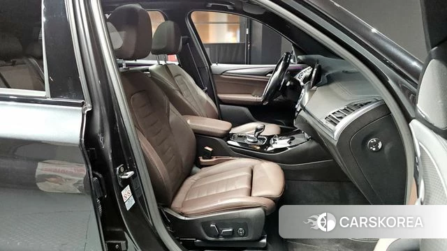 BMW X3 (G01) 2024 Серый из Кореи, фото 3