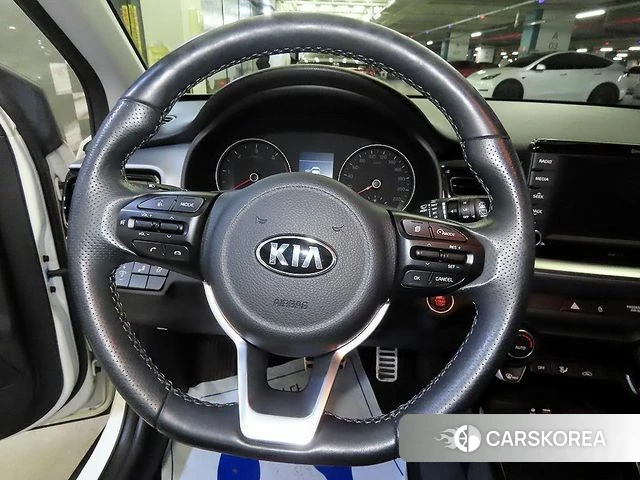 Kia Stonic 2019 Белый из Кореи, фото 3