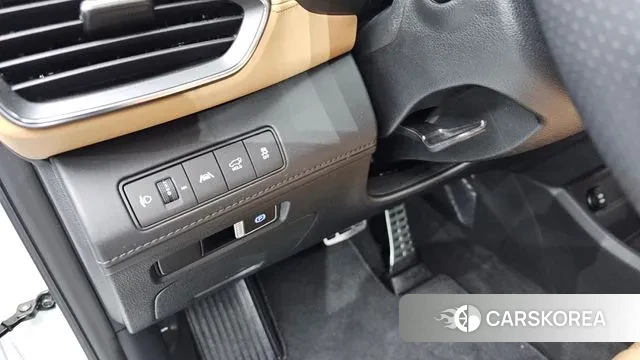 Hyundai The New Santa Fe 2023 Белый из Кореи, фото 3